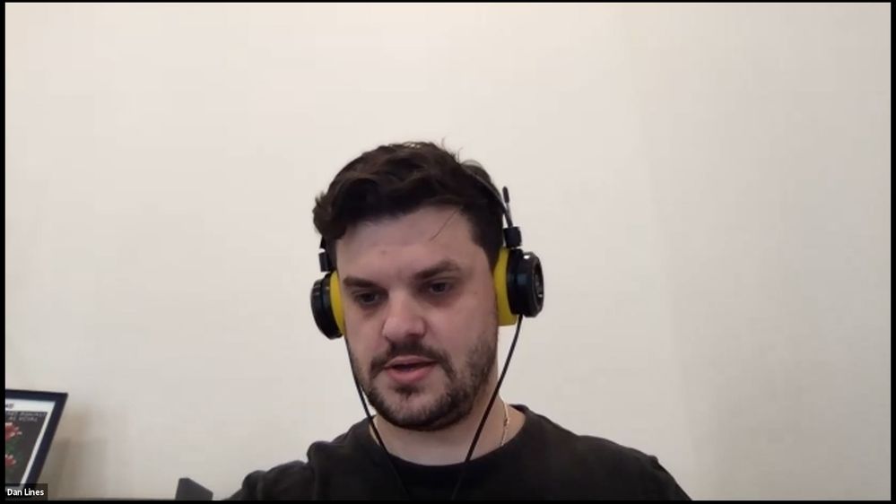Panel2.00_01_06_18.Standbild005.jpg