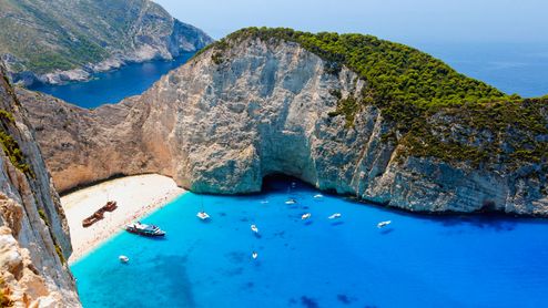 170606121035-greece---travel-destination---shutterstock-560829934.jpg