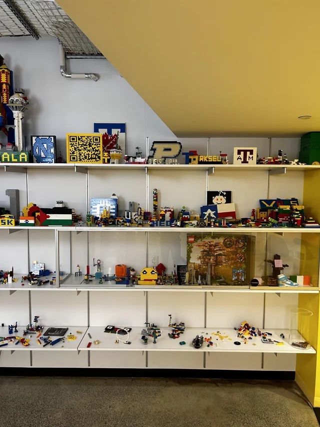 Google - Lego.jpg