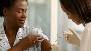 gty_flu_shot_mi_130115_wmain