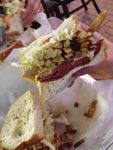 900px-Primanti_Bros_sandwich_2.jpg