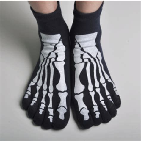 skeleton socks.jpg