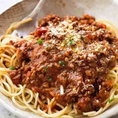 Spaghetti-Bolognese-huwen-arnone.jpg
